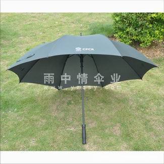 【25寸全纤维高尔夫伞 抗风性能好[厂家定做出货快](图)】价格,厂家,图片,雨衣,广州市雨中情伞业-